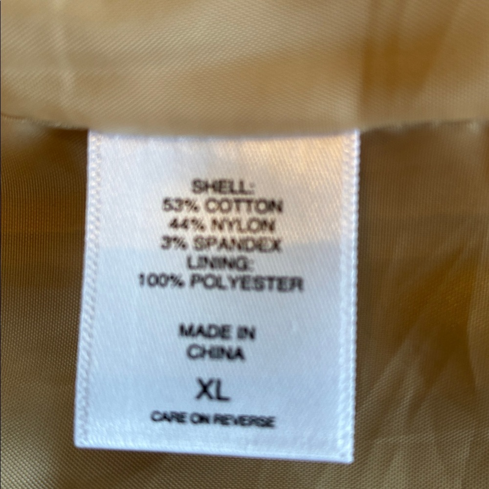 NEW YORK & CO Trench Coat, Women's, XL, Beige, EUC Tortoise shell buttons/buckle - Picture 12 of 16